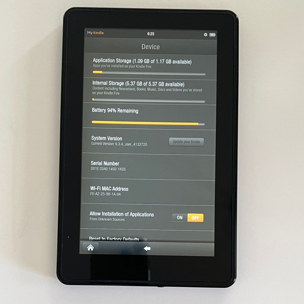 Sleek Black Tablet - Picture 4 of 5